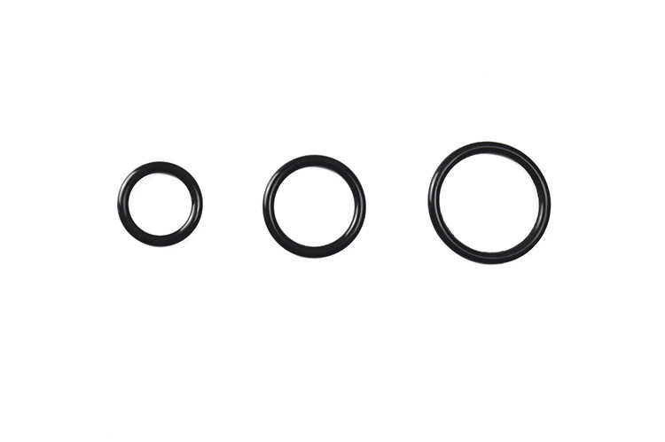 3 different sized rubber cockrings