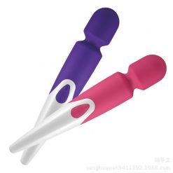 iWand EXTREMELY high powered full silicone and rechargeable wand.