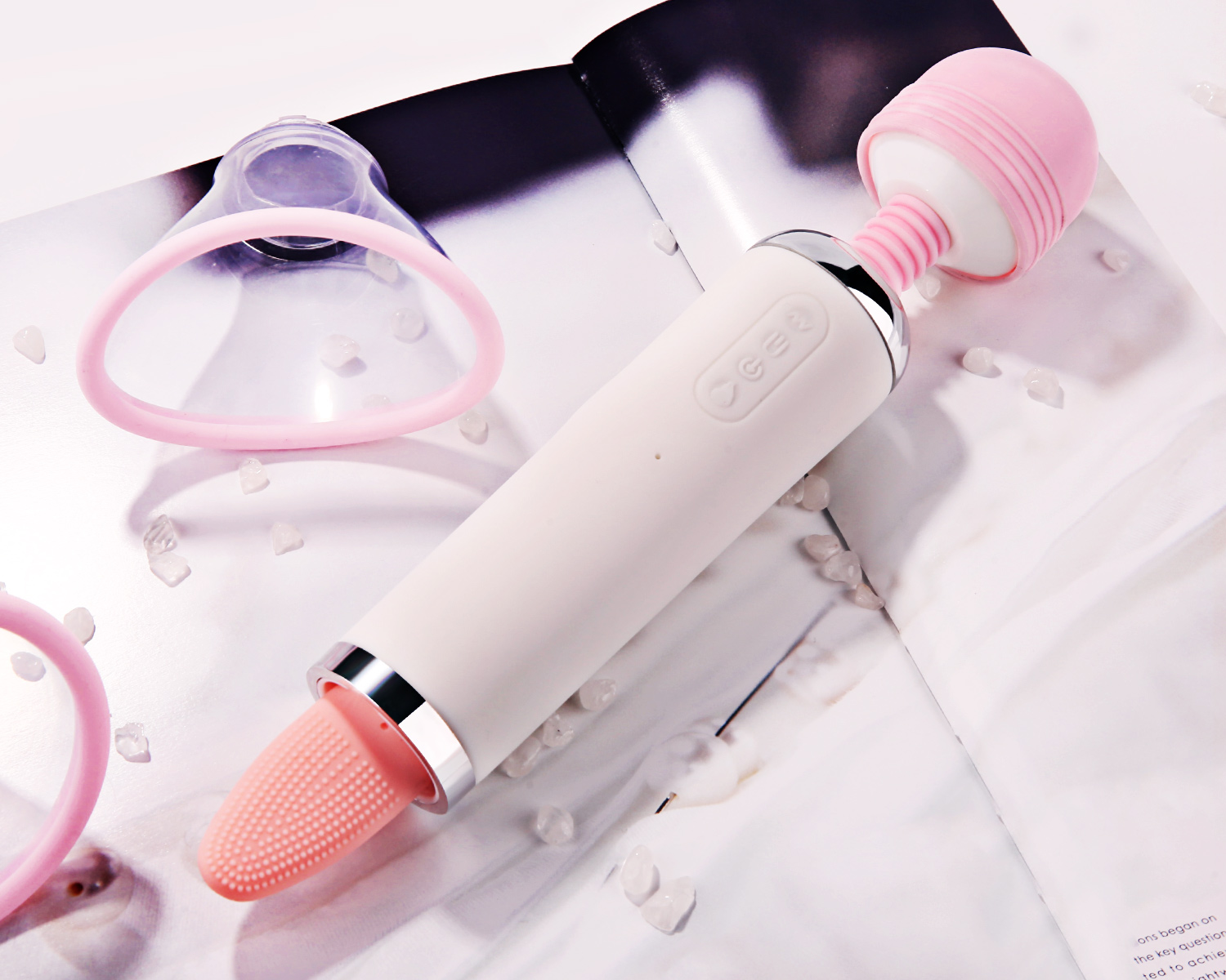 Wand With Vibrating Flicking Tongue And Strong Pussy Suction! - Image 3